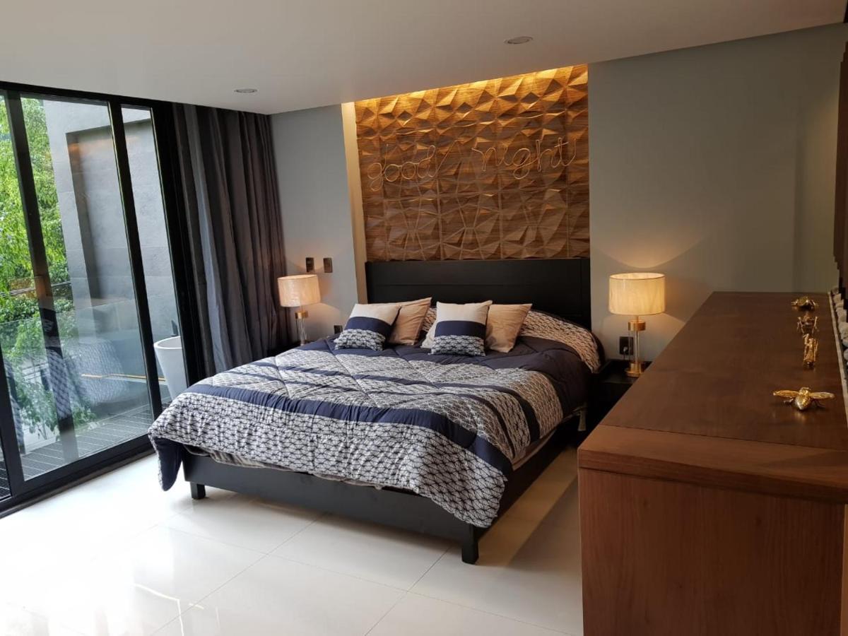 Business Suites Kepler Mexico City Exteriör bild